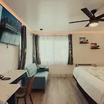 Blufftop Inn & Suites - Wharf/Restaurant District