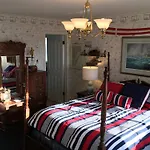 Marina Street Inn