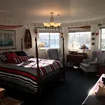 Marina Street Inn