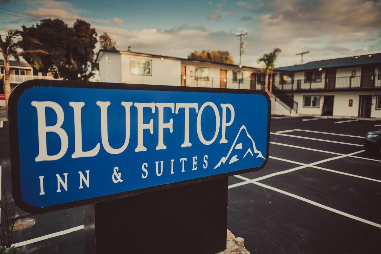 Blufftop & - Wharf/restaurant District 3*