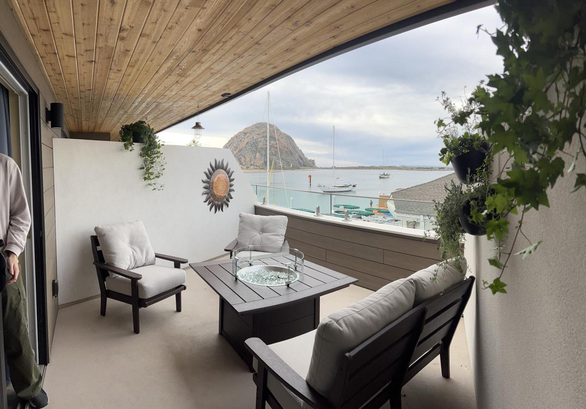 Harborwalk 4*