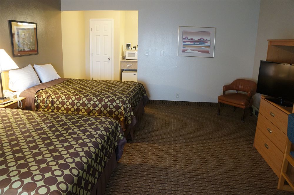 Motel Fireside