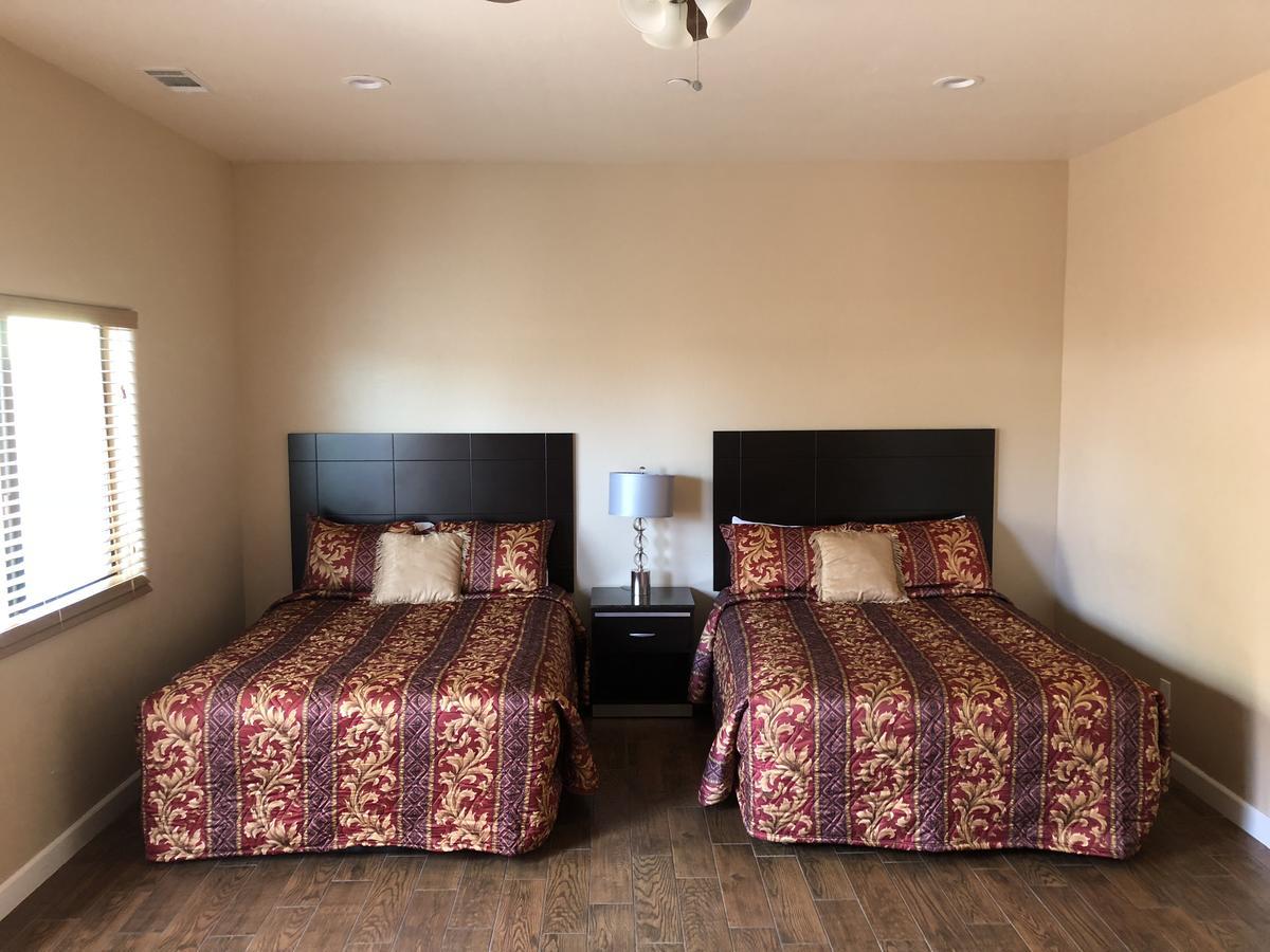 2172 Main St Apartment *