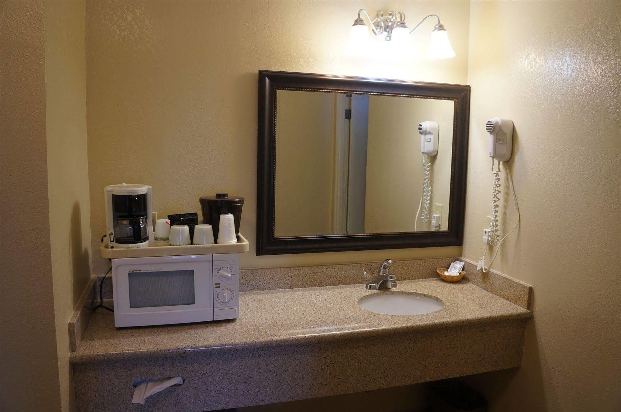 Motel Fireside