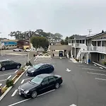 Rockview Inn And Suites