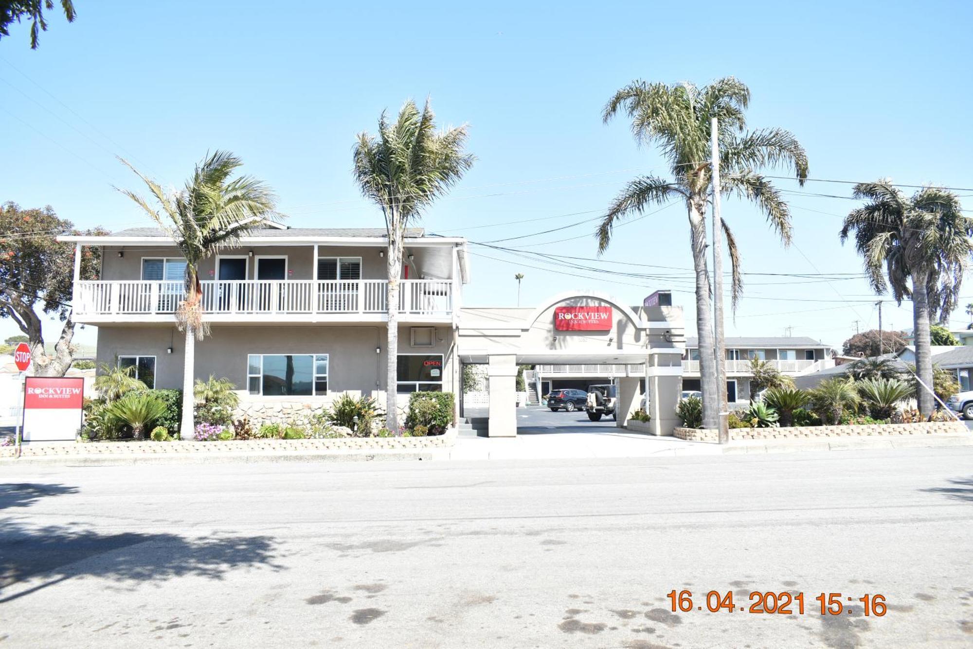 Motel Rockview And 2*