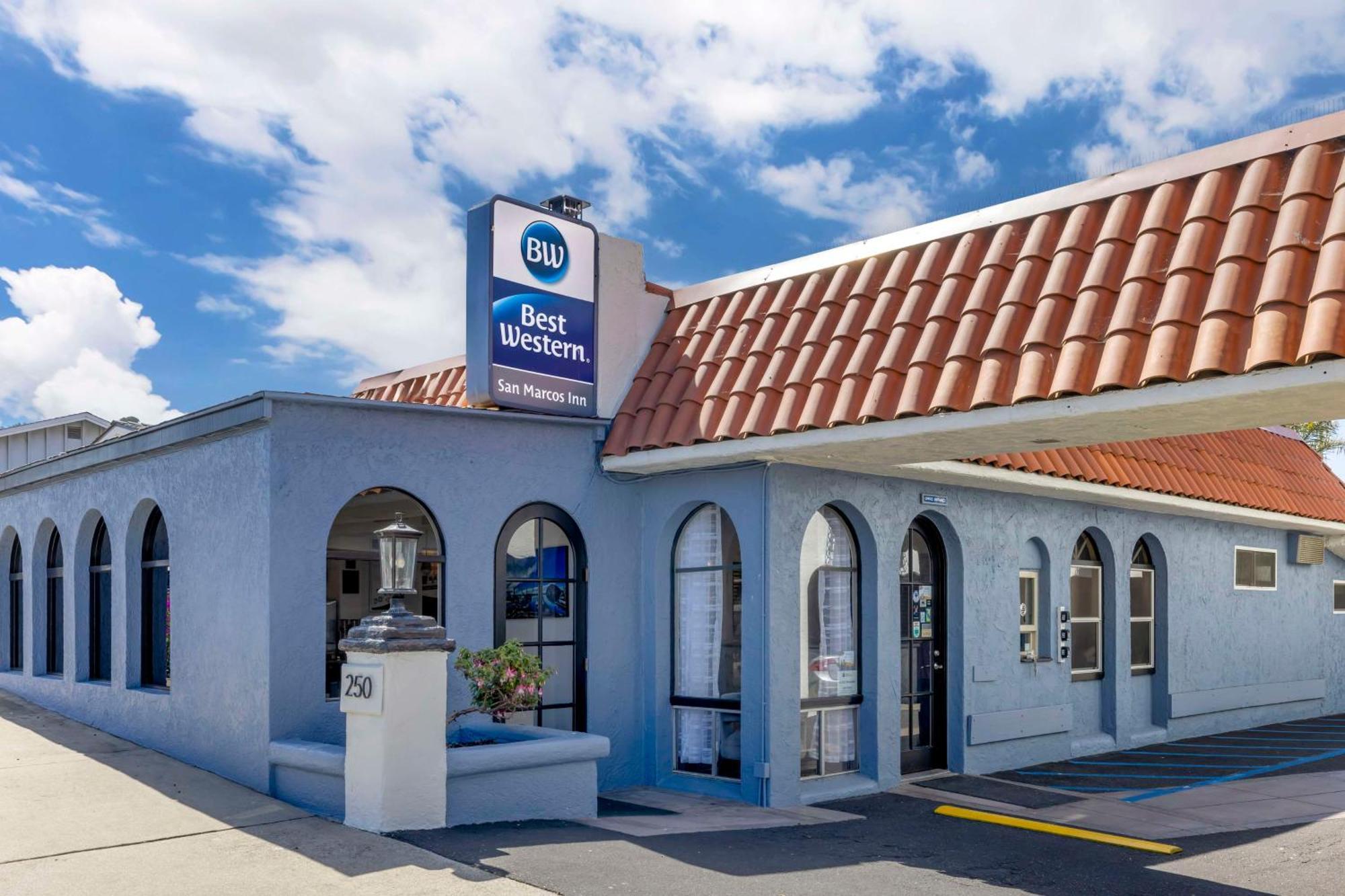 Inn Western San Marcos