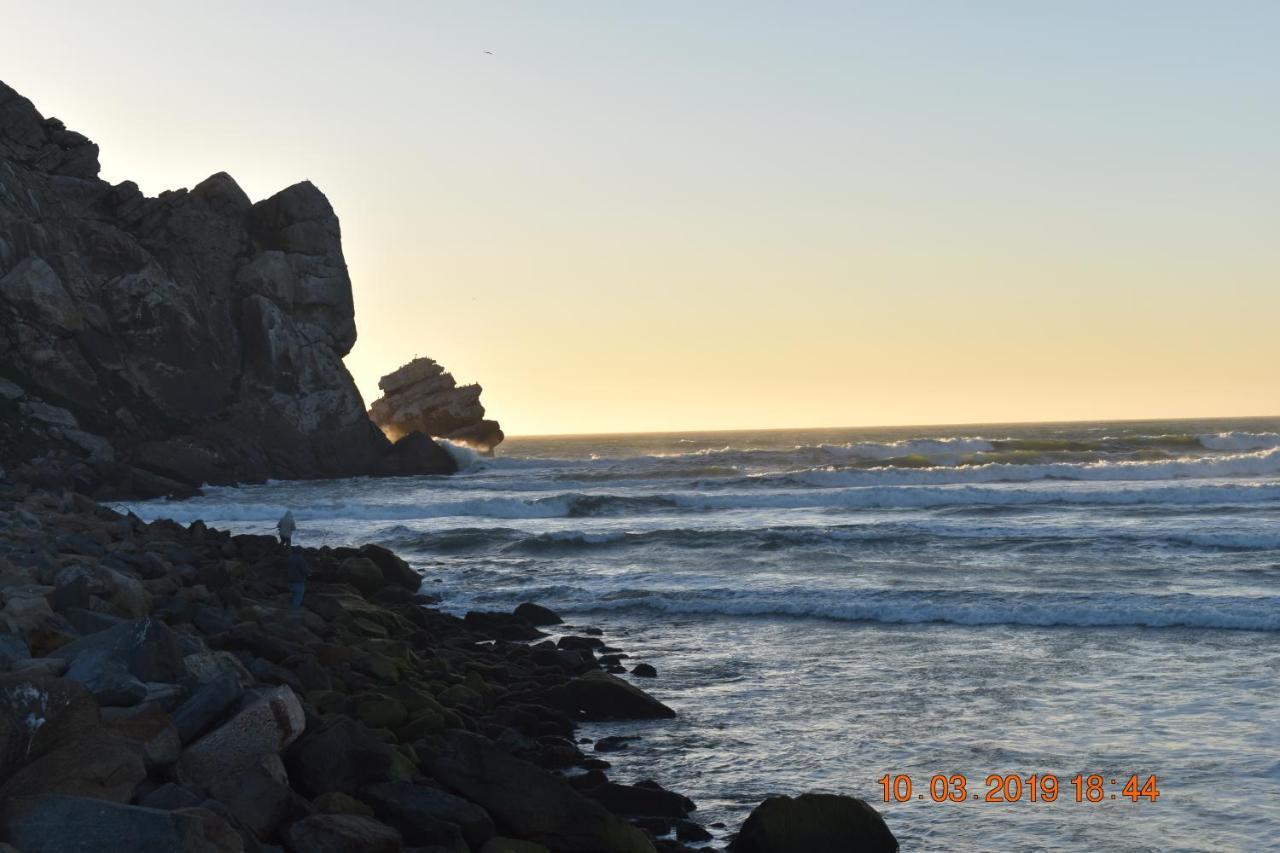 Rockview And Motel 2*