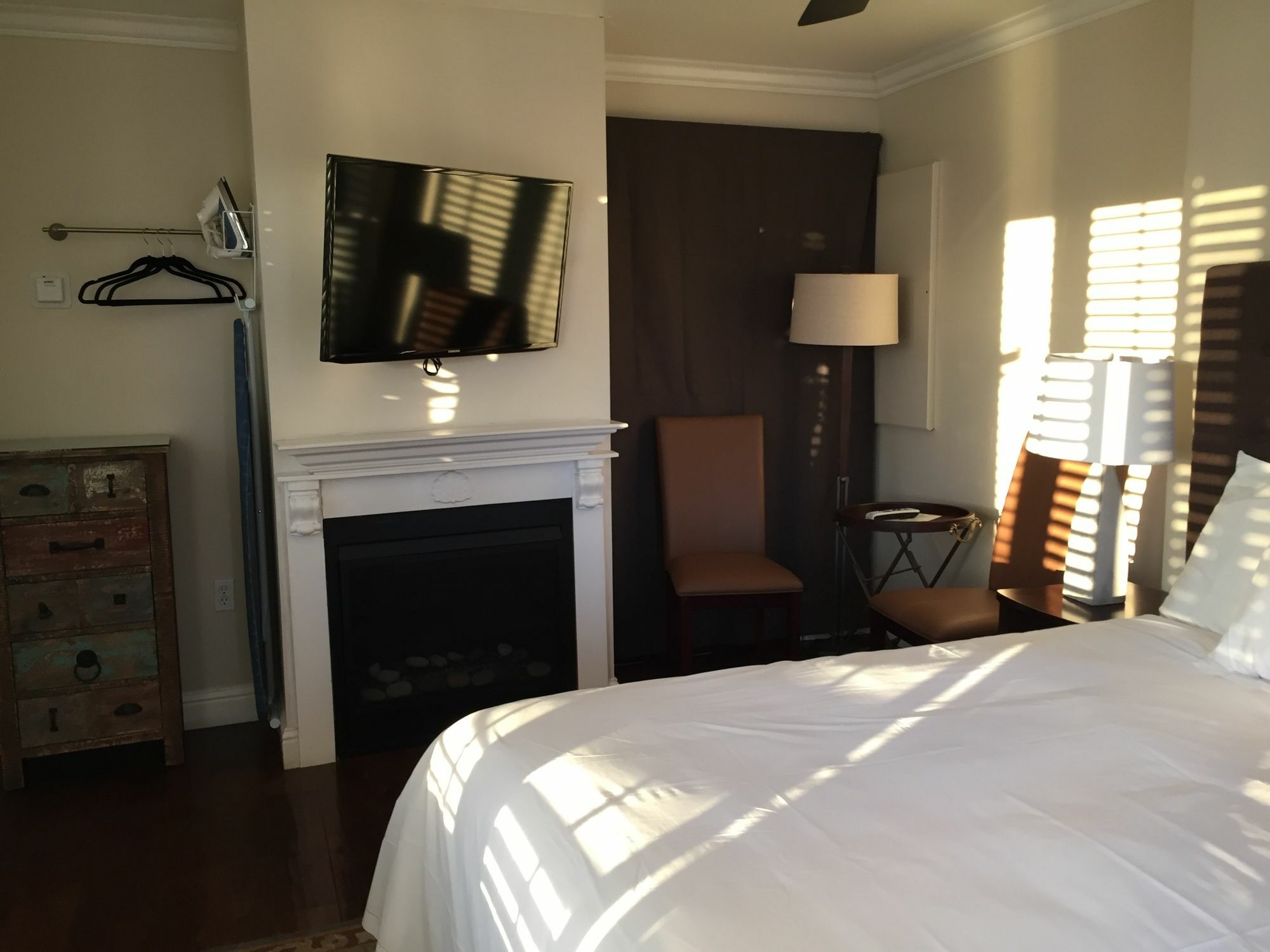 Inn And